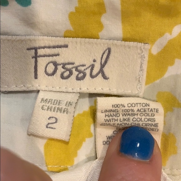 Fossil Lined Yellow, Sea-Green, & White Floral Button Down Skirt Size 2 - Picture 6 of 8